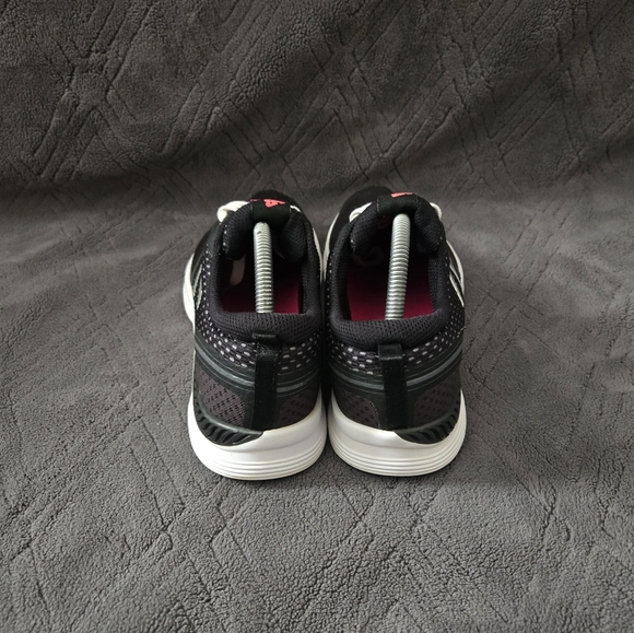 New Balance 711 Running Shoes Womens Sz 8.5B Athletic Sneakers Trainers Black. - Picture 6 of 9